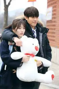 金宇彬新剧穿校服撩秀智李敏镐你怎么看
