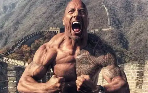 运动怎么吃看完巨石强森的食谱菜单,你就知道为什么他能练这么好了