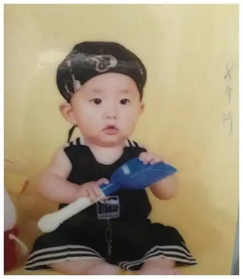 易烊千玺被香港电影金像奖双提名,各领域全方位开花