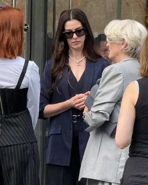 坏了,审美降级已经传染到穿普拉达的女王2了