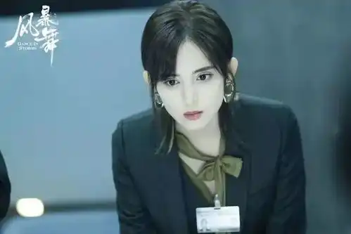 古力娜扎陈伟霆新戏太甜了,低头吻简直是虐死单身狗的节奏