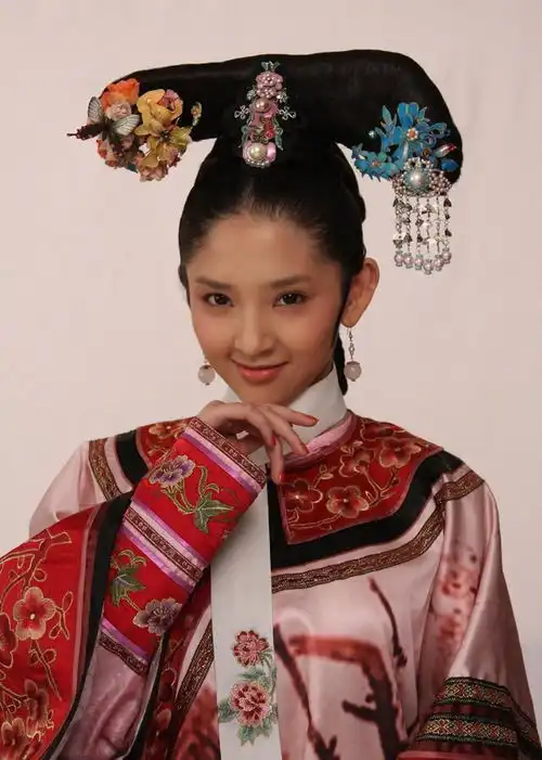 看了甄嬛传的定妆照,才知道现在的古装剧有多敷衍
