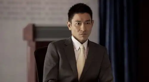 刘德华把彭于晏留下自己先撤刘德华坦言不想再当梁朝伟的敌人,曝不唱主题曲原因,你猜到了吗
