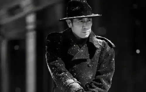 贫困户里走出来的视帝3岁丧父的于和伟,是吃大姐的奶水长大的
