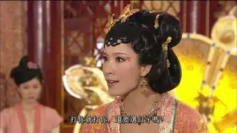 张曼玉因为丑上热搜看看她18岁时候的照片,倾国倾城