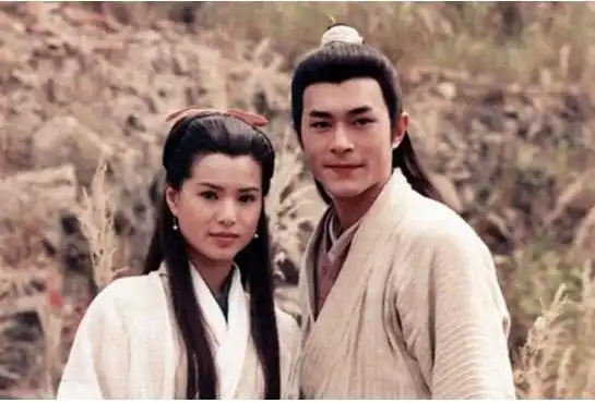 新版神雕侠侣小龙女定妆照曝光,网友终于不是小笼包了,比刘亦菲还仙
