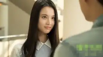 她曾被何炅看中一炮而红,和李易峰搭戏爆红,如今沦为三线演员
