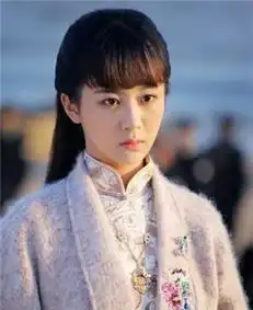 杨紫毛晓彤白蛇传剧照首曝光,一个冷冰冰,一个却精灵可爱
