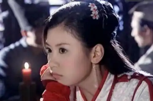 倚天屠龙记贾静雯版赵敏比黎姿强的四个原因,她把赵敏演活了
