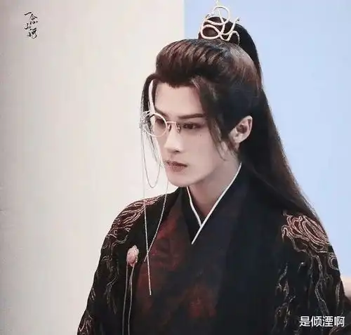 猎罪图鉴后檀健次迎来新剧,合作女神杨紫,定妆照让人一眼沉沦
