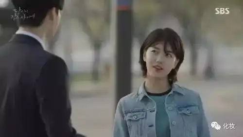 不光要学会化妆,裴秀智教科书式冬日穿搭,日常初恋妆容韩系快get一下