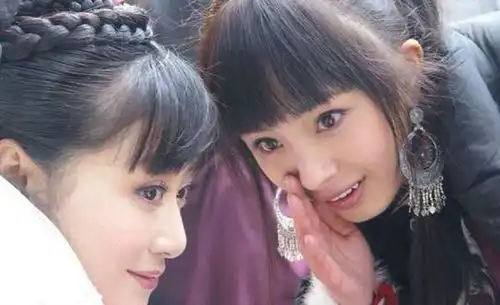 17年前,谁还记得在片场为刘亦菲打伞的女孩,如今已成一线女星