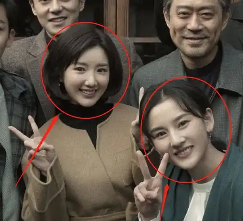 乔家的儿女杀青,白宇唐艺昕比耶好甜,我却被毛晓彤的造型圈粉