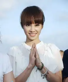 潘粤明好赌董洁无奈分手娱乐圈沉迷赌博的明星