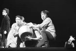 活着不煽情不刻意不加料
