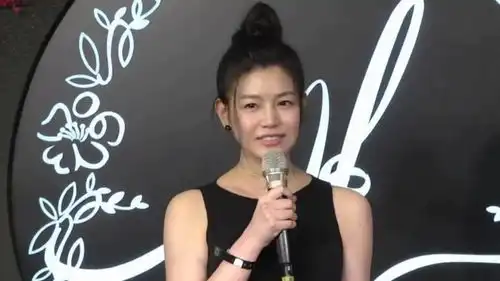 网友劝陈晓与赵丽颖复合,陈妍希回应只要我们好好的,不用理会
