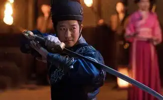 票房神话吴京遇上导演郭德纲,谁的功力强
