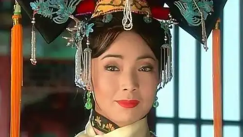 皇后专业户戴春荣,凭借还珠格格大火,却不允许外孙看剧
