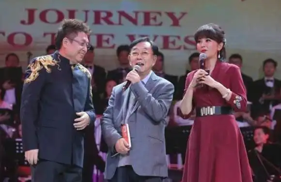 第一段婚姻聚少离多,第二段善良过头,难怪他61岁还在寻找真爱
