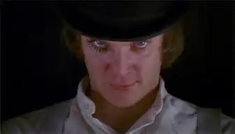 发条橙首演小栗旬首次献唱望获观众肯定
