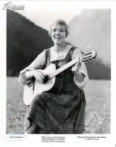 原版老照片1965朱莉安德鲁斯julieandrews音乐之声剧照
