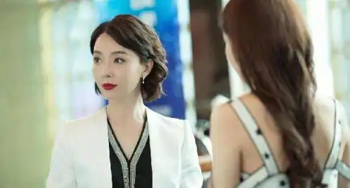 削骨比杨幂狠,演技吊打佟丽娅,整容成功的她成了最火女星