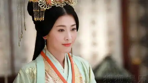 卫子夫长相秀丽,汉武帝初次见到她,就宠幸了她
