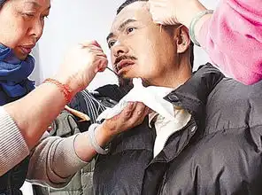 让子弹飞周润发造型气场强称葛优像周星驰