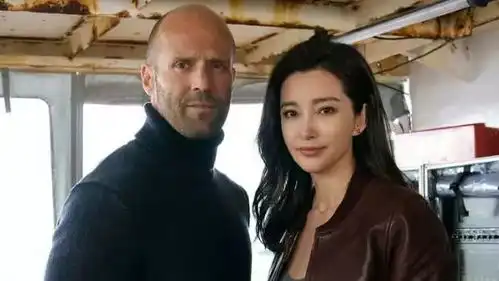 巨齿鲨剧照卢靖姗