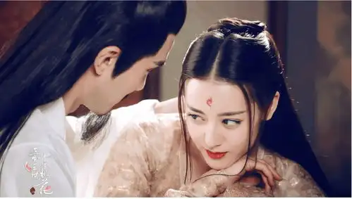 沉寂两年,迪丽热巴新剧三生三世枕上书开播,男主是他