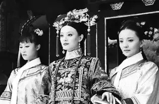 美版甄嬛传国内开播保留神翻译改说普通话