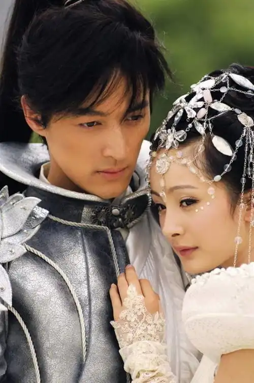 杨幂剧照大盘点,给杨洋果郡王当过丫鬟,其中最合拍的男演员是他