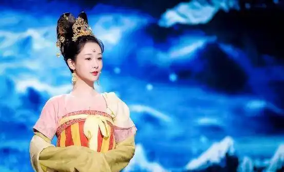 盘点6部宝藏综艺,从沉浸式探案到治愈系旅游,总有一款适合你