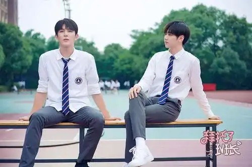 拜托了班长杀青首曝剧照夏之光焉栩嘉引期待