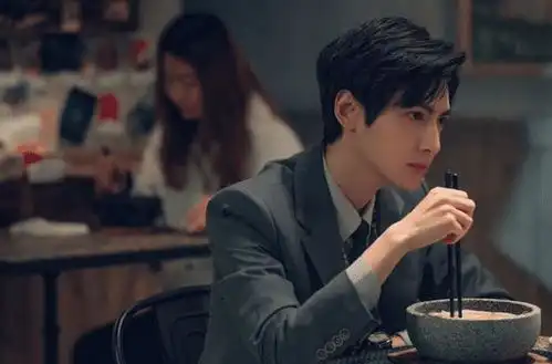 半是蜜糖半是伤重量级嘉宾已出现,神助攻,男女主关系就隔着一张纸