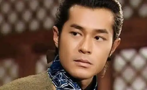 为何黄晓明被这么多人反感是因为男人的两条底线他都踩到了
