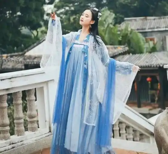 汉服也能变洛丽塔当蓝色鲛人泪变成洛丽塔,成品却美到翻
