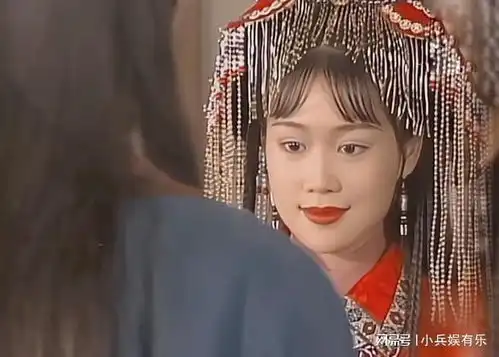 当tvb女星撞戏服蔡少芬输给叶璇,36岁关咏荷却赢了25岁的杨怡