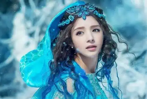 女星古装剧集合,刘亦菲美成经典,刘涛却似走火入魔