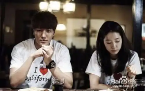 在恋爱中,女生该如何提到智商
