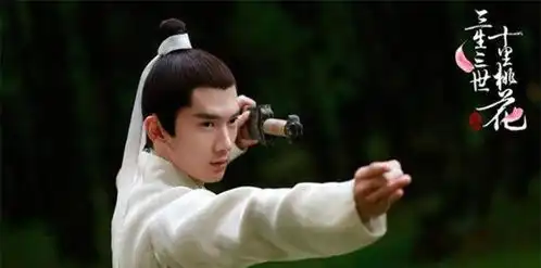 刘芮麟是杨幂旗下的吗刘芮麟和杨幂关系被揭