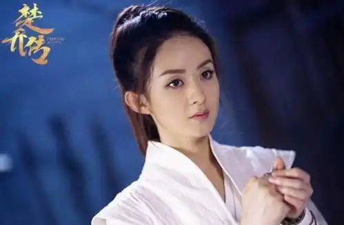 赵丽颖宣布停工,原因曝光脑袋有血栓心脏很弱,令人心疼
