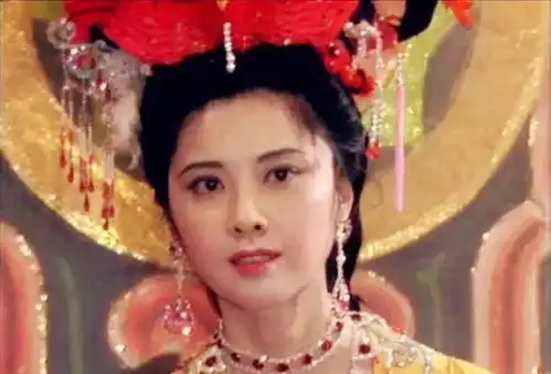 原创香港八美vs内地八美,她们都曾惊艳了时光,你觉得谁更美
