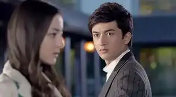 揭秘鹿晗,迪丽热巴,蒋欣,刘涛初吻给了谁
