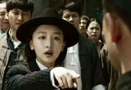 他浪漫求婚富家千金,却险些因此毁了容,背后的原因你一定想不到魔都风云今晚开播