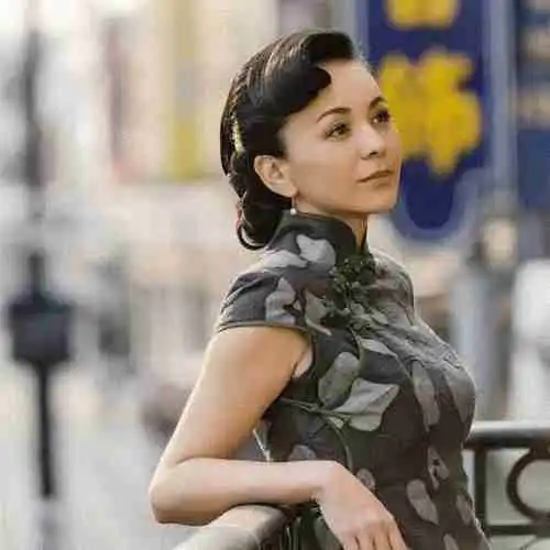 23岁出道,因琼瑶剧爆红,嫁过豪门,后恋刘国景,49岁至今单身