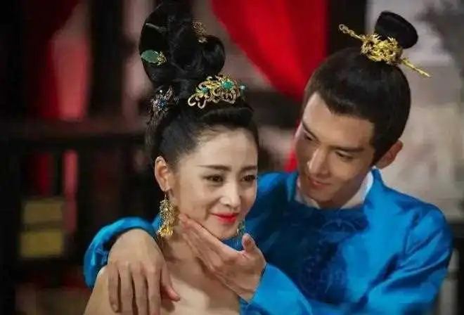 致敬陈道明,魔改男主又丑又蠢,张天爱黑化也救不了
