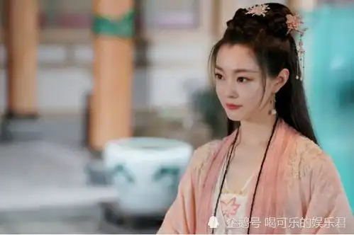 赘婿穿帮镜头太好笑打火机点炮仗不说,医用棉签也被安排了