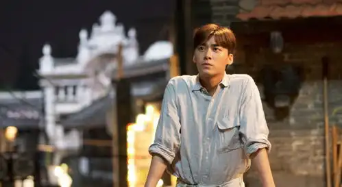 积压作品成爆款李易峰职场式谍战剧,首日播放收视破亿
