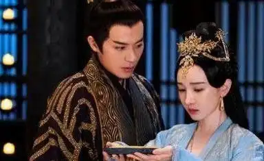 斛珠夫人诸琳琅出场惊艳被帝旭赐婚给方诸,结局却意难平